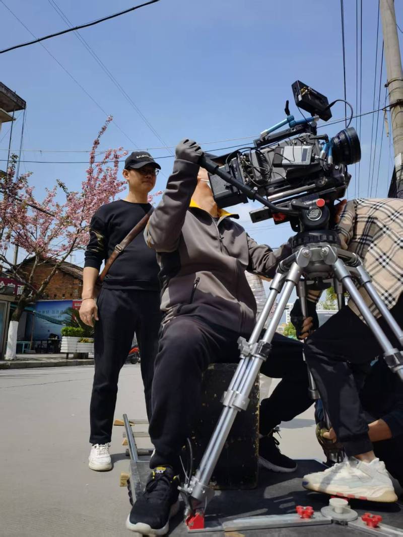城西区广告片拍摄：快消品牌爆款之选，网感内容适配社媒传播！